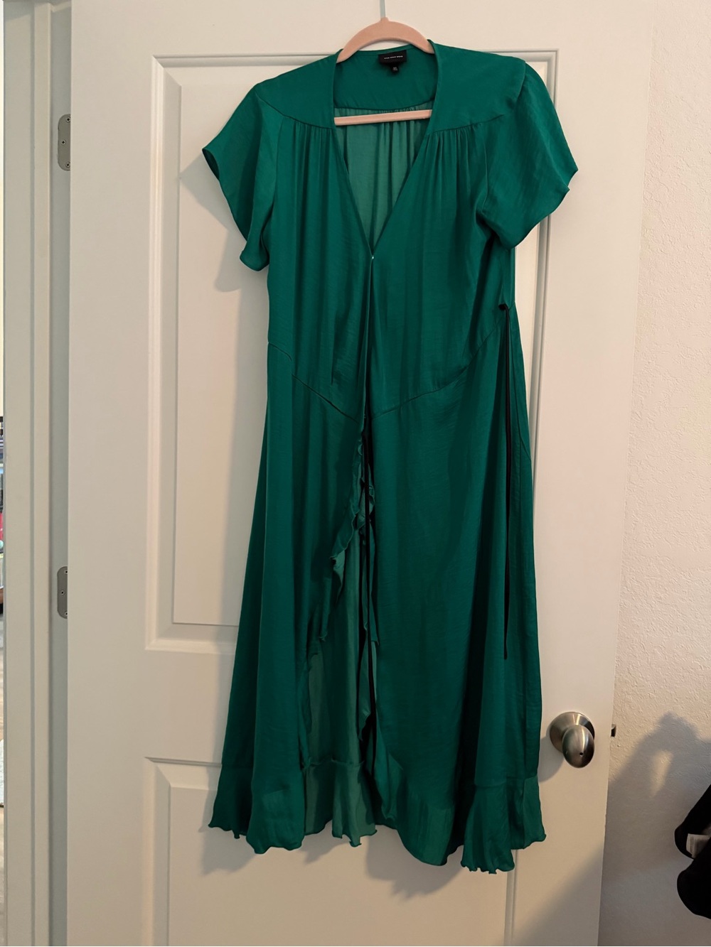 Who What Wear Emerald V-Neck Midi Dress
